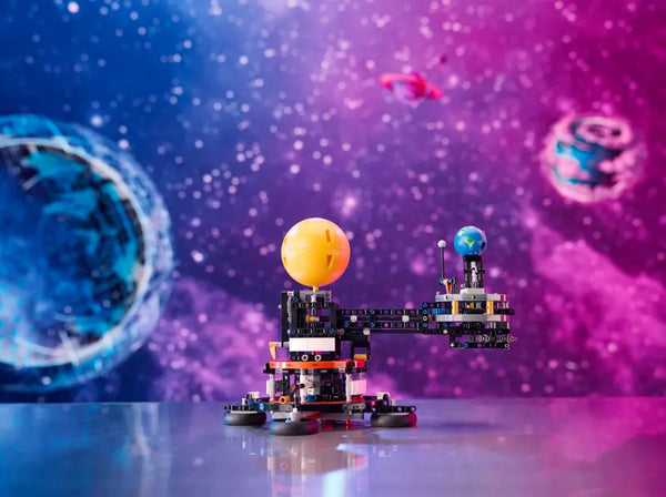 LEGO® Technic™ Planet Earth and Moon in Orbit Orrery | 42179 | LEGO® Technic™ Planet Earth and Moon in Orbit Orrery | 42179